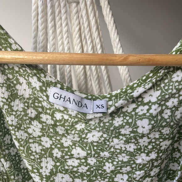 Ghanda - Green Wrap Dress - Picture 2 of 3